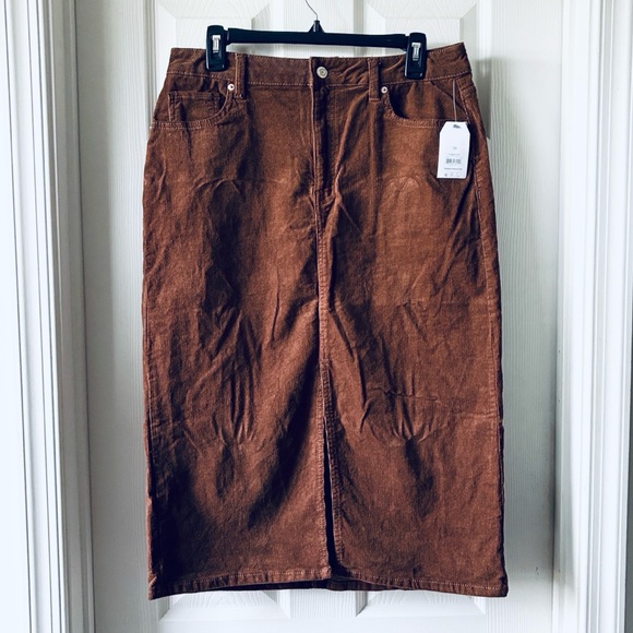 Time and Tru Corduroy Midi Skirt with Front Slit - Picture 6 of 11